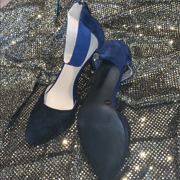 BCNGeneration Ankle strap Suede Heels - Picture 4 of 5